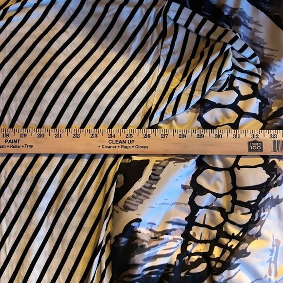 3 For $20 Heimish USA Striped Pullover Top  0007 - Picture 6 of 6